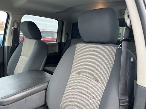 Used 2012 RAM 1500 Big Horn w/ Luxury Group image 15