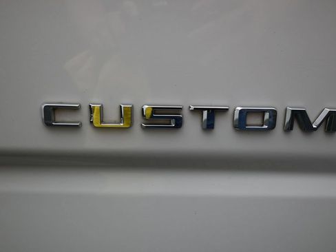 Used 2024 Chevrolet Silverado 1500 Custom RWD image 10