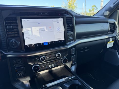 New 2025 Ford F150 Lariat w/ Equipment Group 502A High AWD/4WD image 59