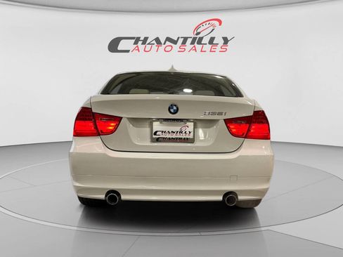 Used 2010 BMW 335i xDrive Sedan image 4