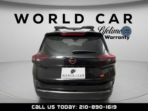 Used 2025 Nissan Rogue SV AWD/4WD image 12