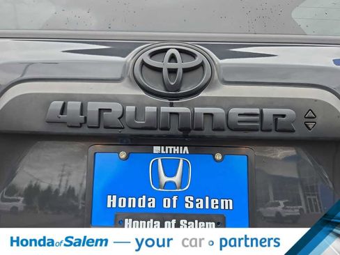 Used 2024 Toyota 4Runner TRD Off-Road w/ 4Runner Black Package (TMS) AWD/4WD image 7