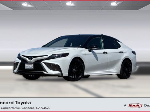 Certified 2021 Toyota Camry XSE FWD image 1