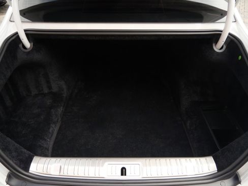 Used 2019 Rolls-Royce Ghost image 28