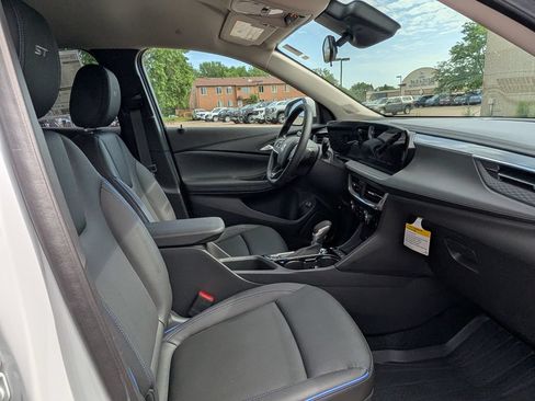 New 2026 Buick Encore GX Sport Touring w/ Comfort Package AWD/4WD image 22