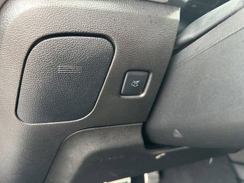 Used 2023 Ford Mustang Premium image 25