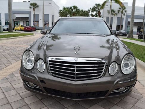 Used 2008 Mercedes-Benz E 350 4MATIC Sedan image 36