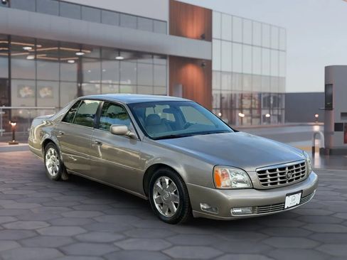 Used 2002 Cadillac De Ville DTS image 8
