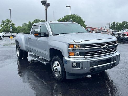 Used 2016 Chevrolet Silverado 3500 LTZ w/ Duramax Plus Package AWD/4WD image 7