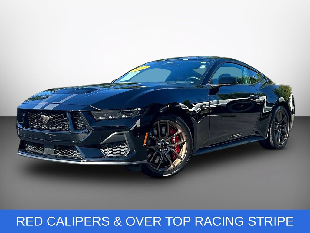 Used 2025 Ford Mustang GT Premium RWD image 3
