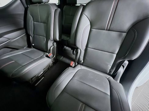 Used 2023 Chevrolet Traverse RS AWD/4WD image 26