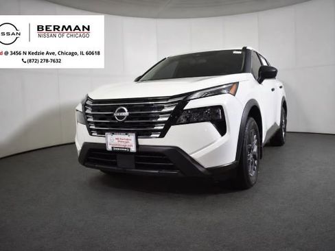 Used 2025 Nissan Rogue S AWD/4WD image 1