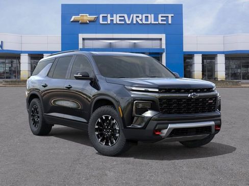 New 2026 Chevrolet Traverse Z71 w/ Driver Confidence Package AWD/4WD image 7
