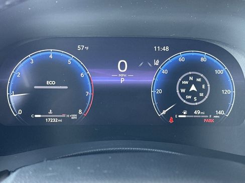 Used 2024 Toyota Highlander Limited image 30