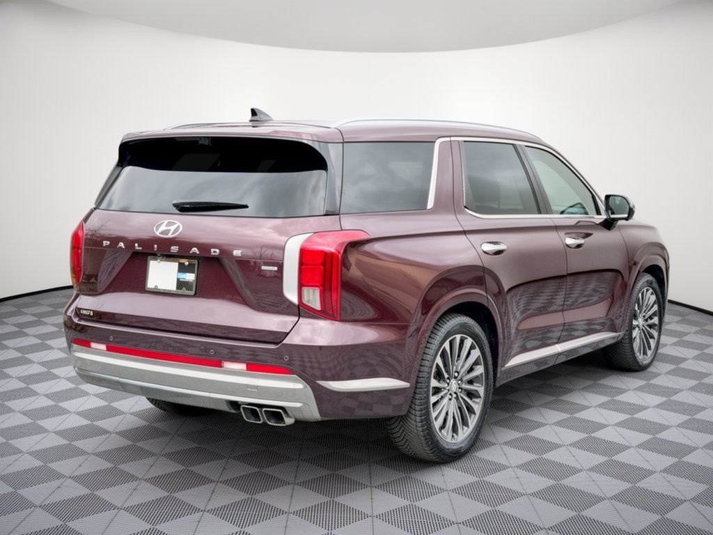Used 2024 Hyundai Palisade Calligraphy AWD/4WD image 9