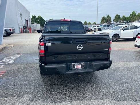 Used 2022 Nissan Frontier SV RWD image 25