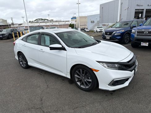 Used 2020 Honda Civic EX image 2