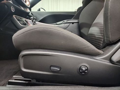 Used 2020 Dodge Challenger R/T image 15