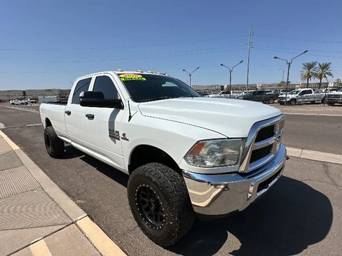 Used 2016 RAM 2500 Tradesman w/ Chrome Appearance Group AWD/4WD image 10