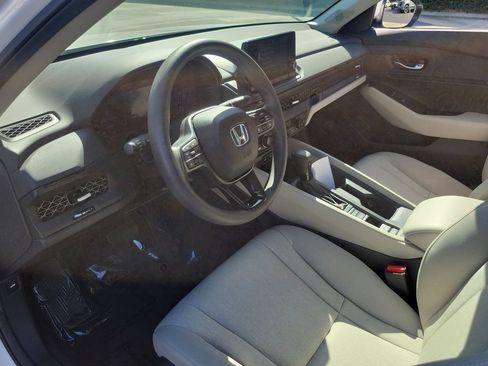 Certified 2024 Honda Accord EX image 17