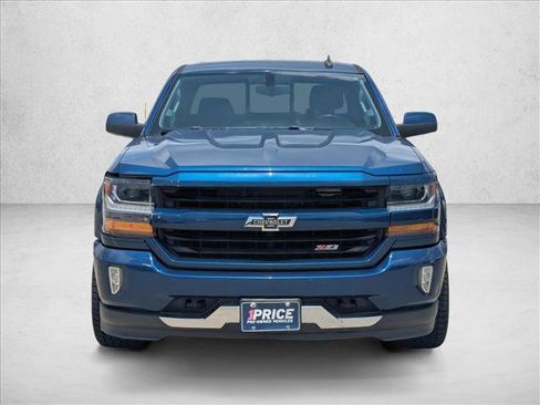 Used 2018 Chevrolet Silverado 1500 LT w/ All Star Edition AWD/4WD image 2