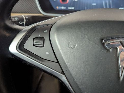 Used 2016 Tesla Model X Performance image 7