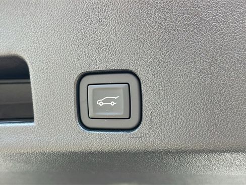 New 2025 Buick Enclave Sport Touring w/ Power Package image 28