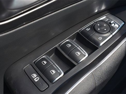 New 2025 Kia Sorento S image 19