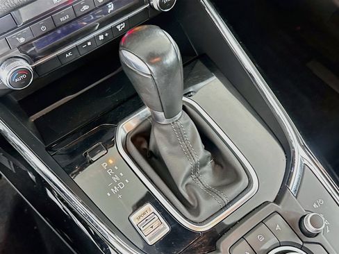Used 2021 MAZDA CX-9 Touring w/ Touring Premium Package AWD/4WD image 24