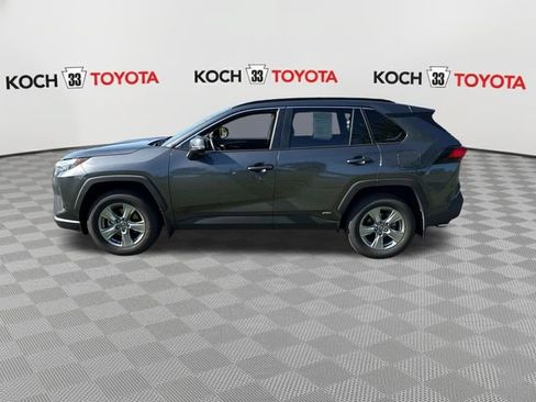 Certified 2025 Toyota RAV4 XLE w/ Convenience Package AWD/4WD image 4