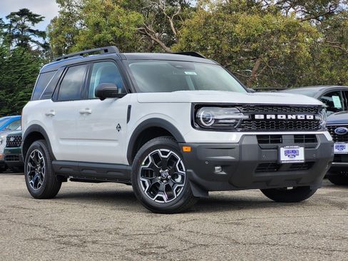 New 2025 Ford Bronco Sport Outer Banks w/ Outer Banks Tech Package+ image 2