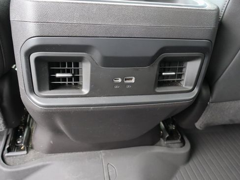 Used 2024 Chevrolet Silverado 1500 LT Trail Boss w/ LT Trail Boss Premium Package image 24