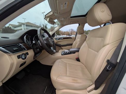 Used 2019 Mercedes-Benz GLS 450 4MATIC image 14