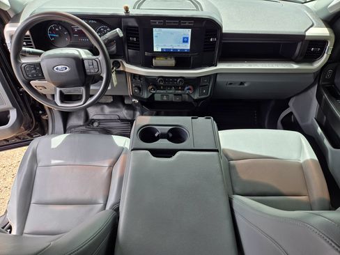Used 2024 Ford F350 XL AWD/4WD image 8