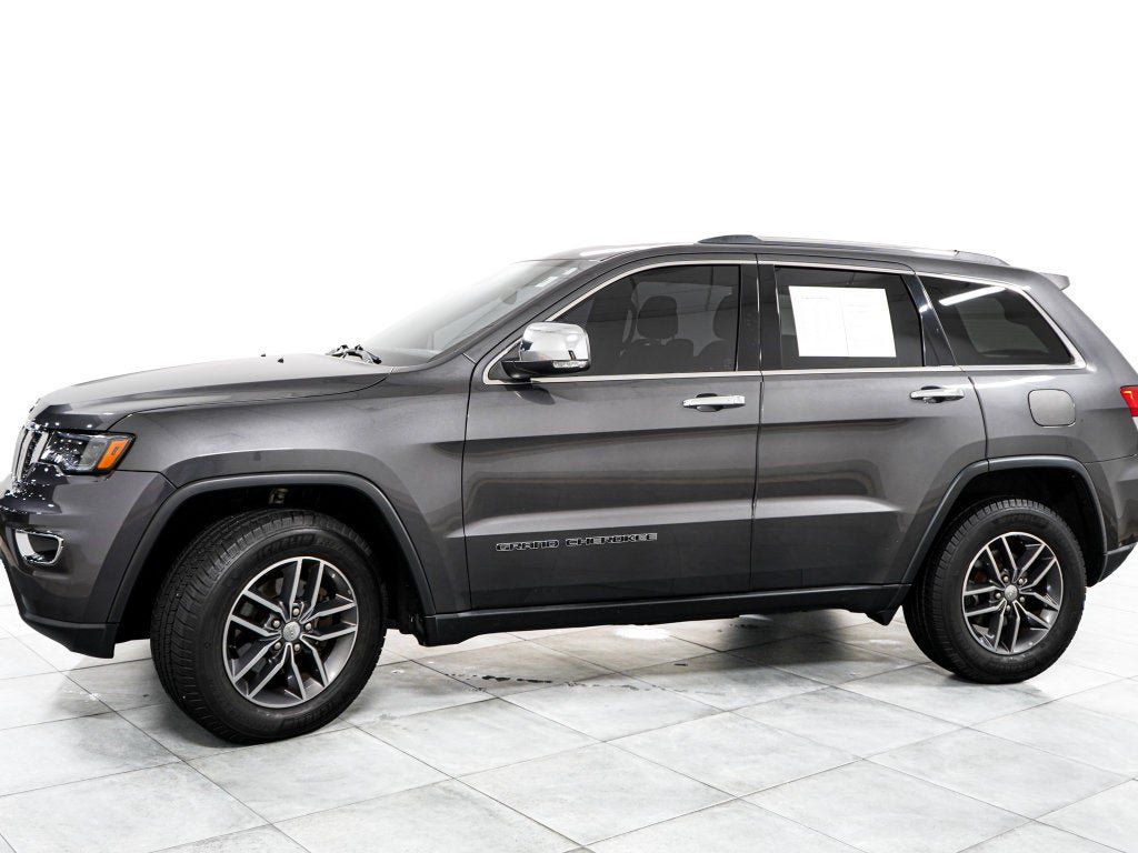 Used 2017 Jeep Grand Cherokee Limited w/ Luxury Group II AWD/4WD image 4