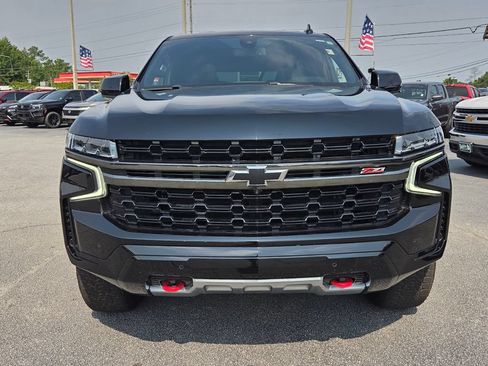 Certified 2021 Chevrolet Tahoe Z71 w/ Luxury Package AWD/4WD image 16