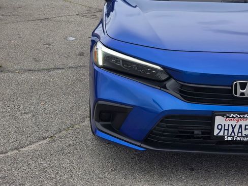 Used 2024 Honda Civic Sport image 3