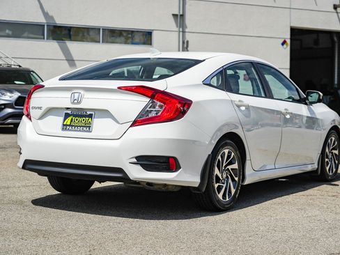 Used 2017 Honda Civic EX image 6