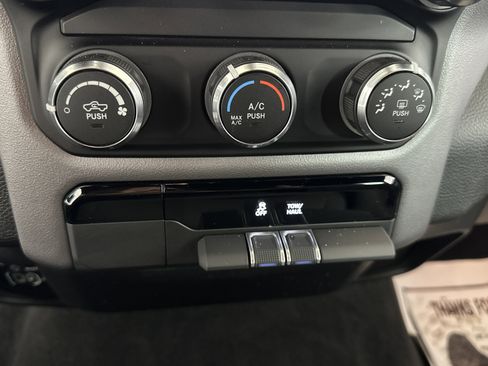 Used 2022 RAM 1500 Big Horn image 22