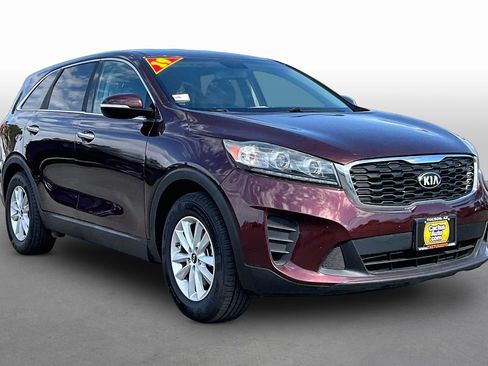 Used 2019 Kia Sorento FWD image 10
