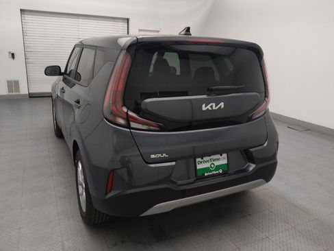 Used 2025 Kia Soul LX image 6
