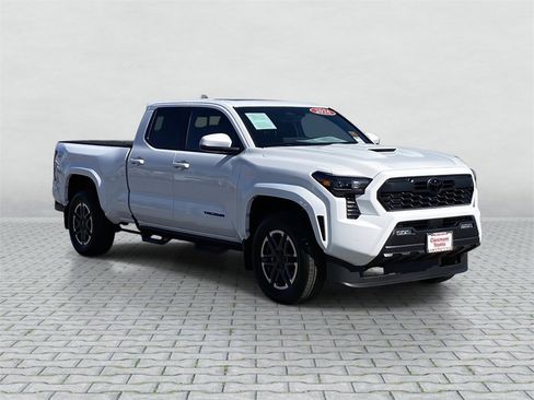 Used 2026 Toyota Tacoma TRD Sport image 10