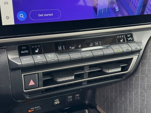 Certified 2025 Toyota Camry XLE FWD image 23
