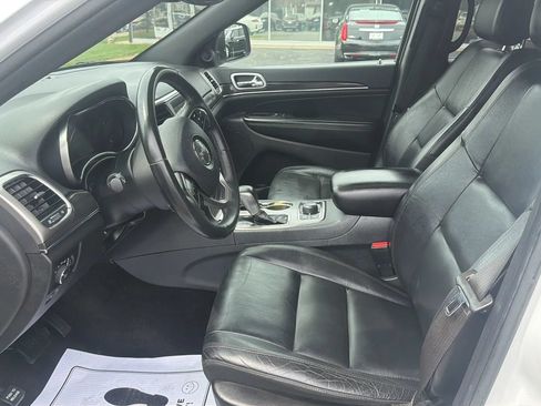 Used 2018 Jeep Grand Cherokee Limited w/ Trailer Tow Group IV AWD/4WD image 9