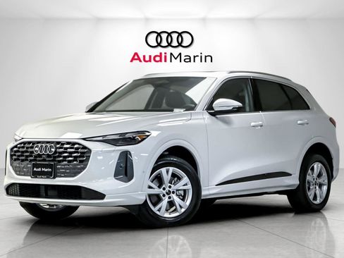 New 2025 Audi Q5 Premium image 1