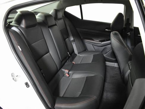 Certified 2025 Nissan Altima 2.5 SR image 31