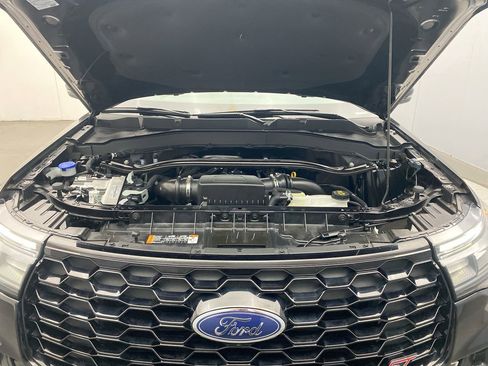 Used 2025 Ford Explorer ST w/ Sun And Sound Package AWD/4WD image 11