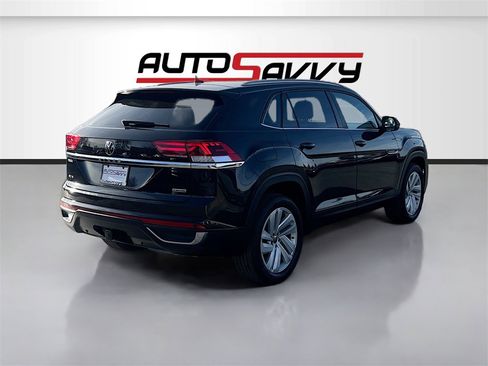 Used 2022 Volkswagen Atlas Cross Sport SE image 7