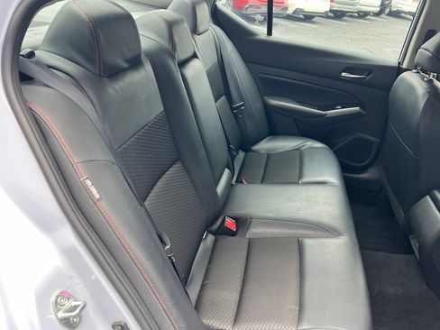 Used 2024 Nissan Altima 2.5 SR FWD image 22