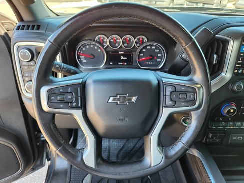 Used 2019 Chevrolet Silverado 1500 LT Trail Boss image 21